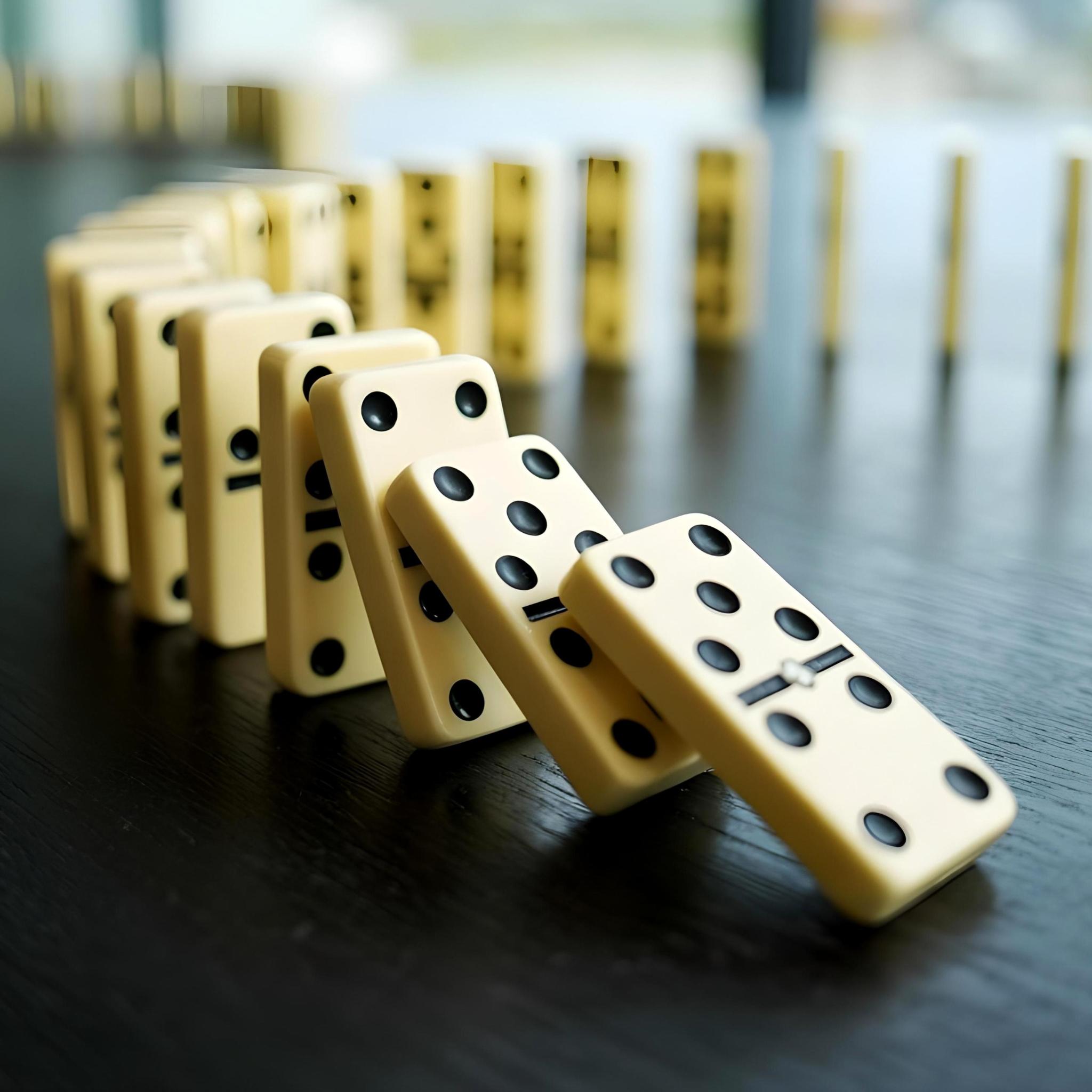 domino-9602003_by_alicja_pixabay_pbs